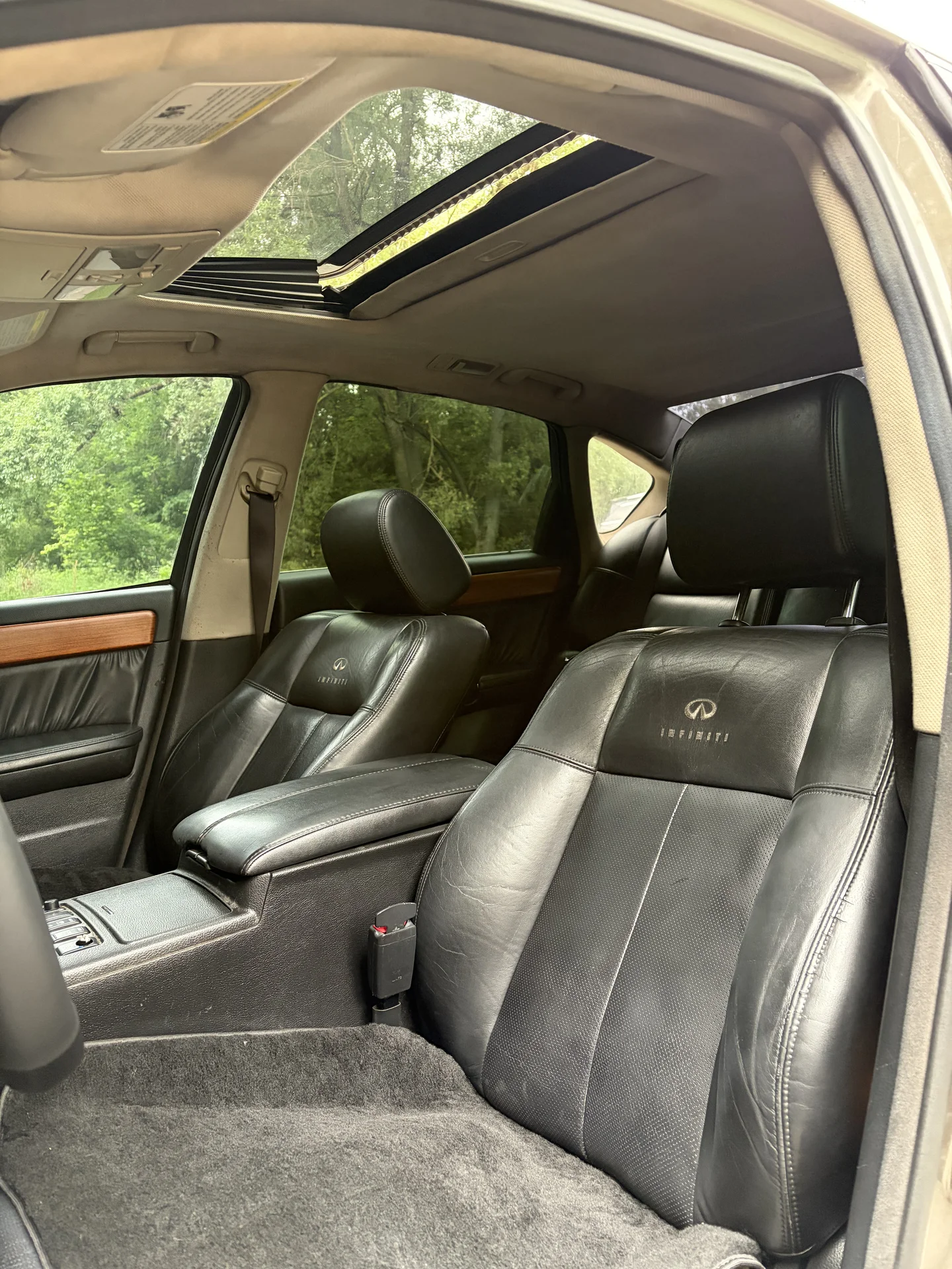 Infiniti M35 - миниатюра 12