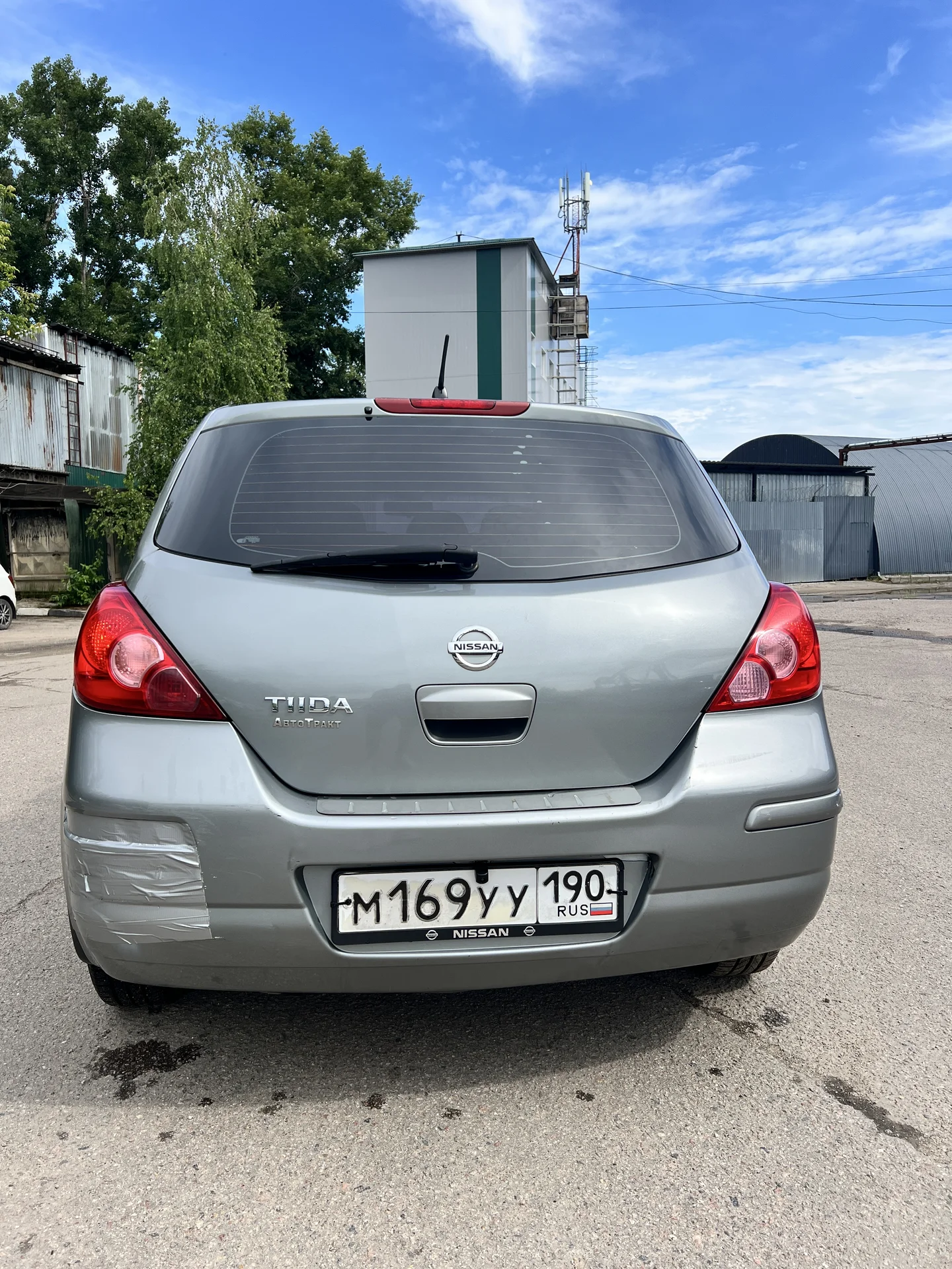 Nissan Tiida - миниатюра 4