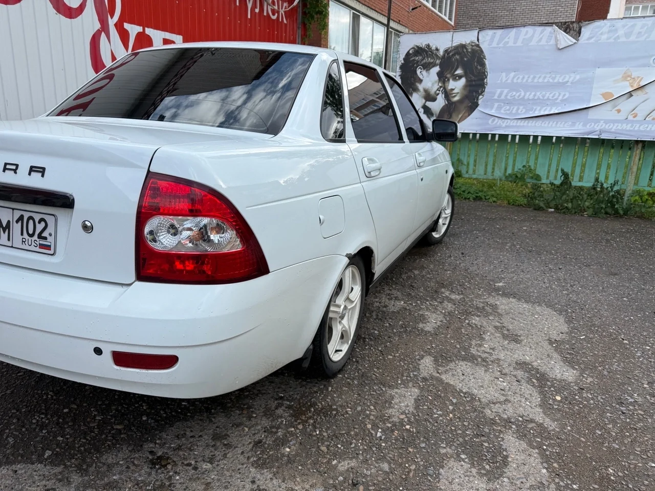 Автомобиль ваз 2170 Приора - миниатюра 3