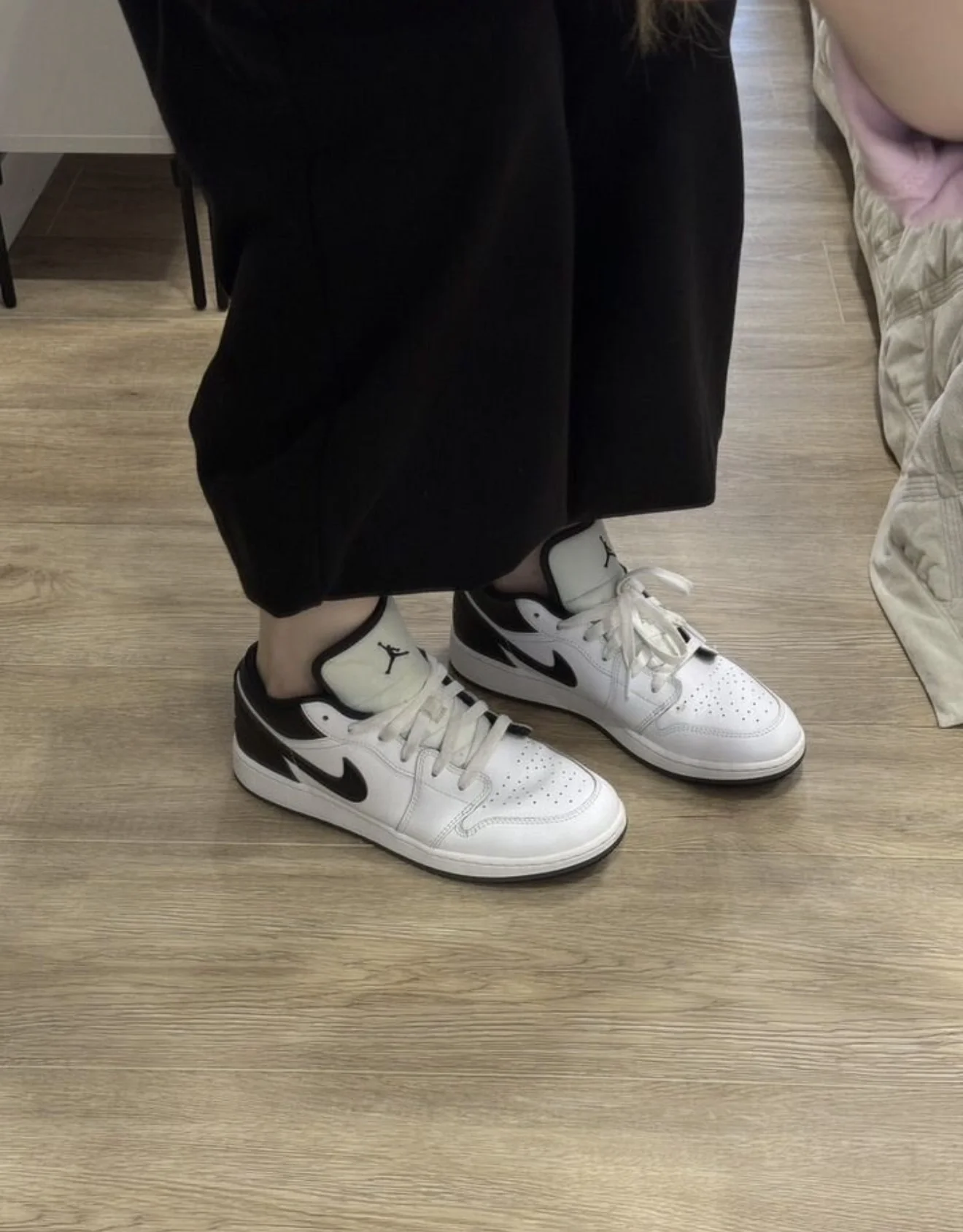 Кроссовки Nike Air jordan (размер 40) - миниатюра 2