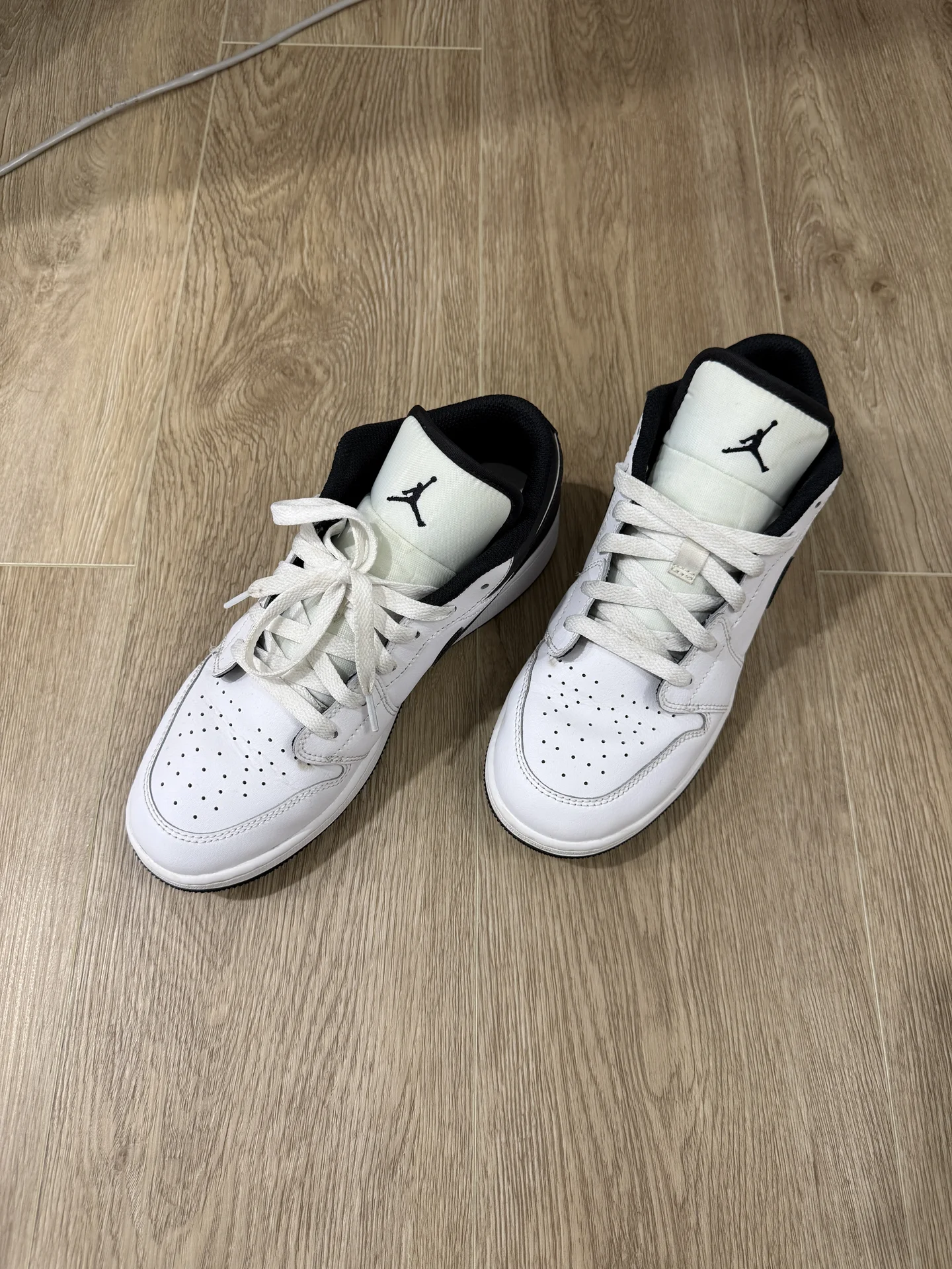 Кроссовки Nike Air jordan (размер 40) - миниатюра 3