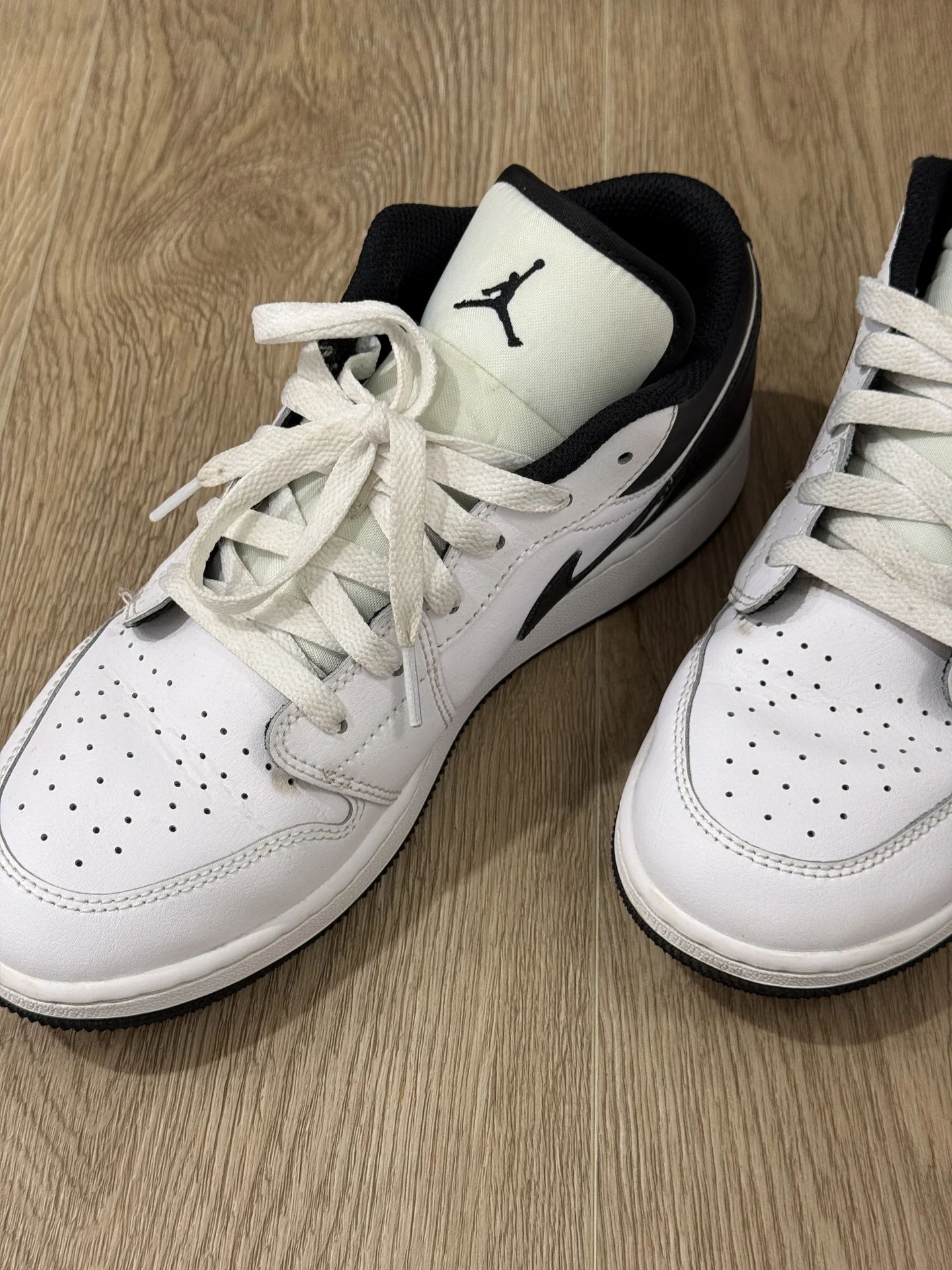 Кроссовки Nike Air jordan (размер 40) - миниатюра 4