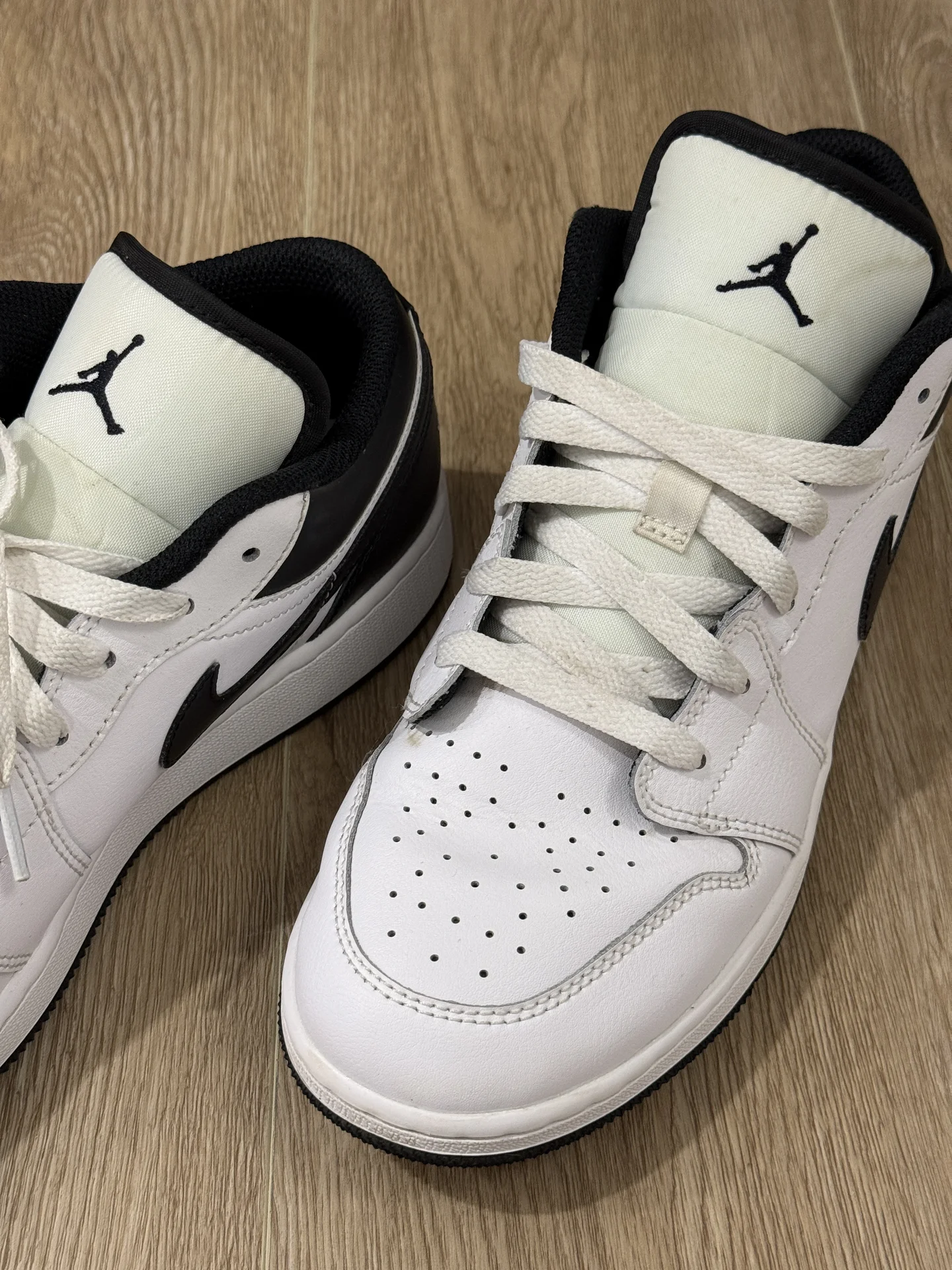 Кроссовки Nike Air jordan (размер 40) - миниатюра 5