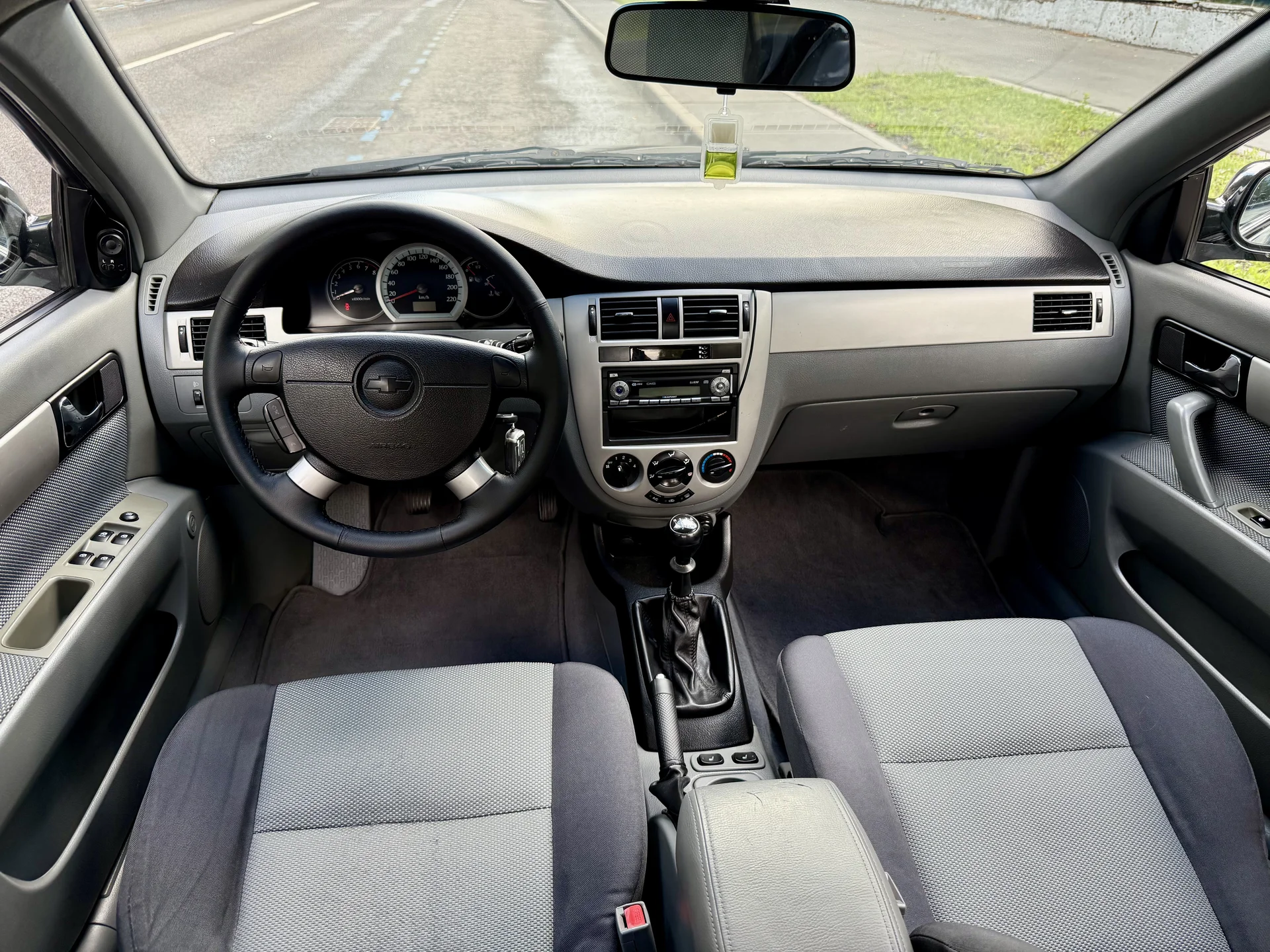 chevrolet lacetti - миниатюра 18