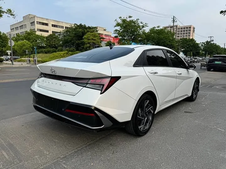 🚘Hyundai Elantra за 1.450.000₽ - миниатюра 2