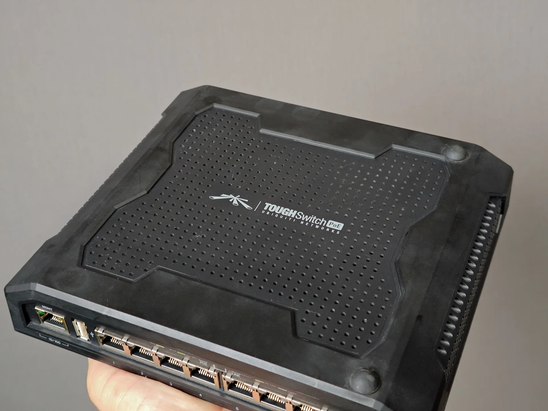 Свич Коммутатор Ubiquiti toughswitch TS-8-PRO PoE - миниатюра 7