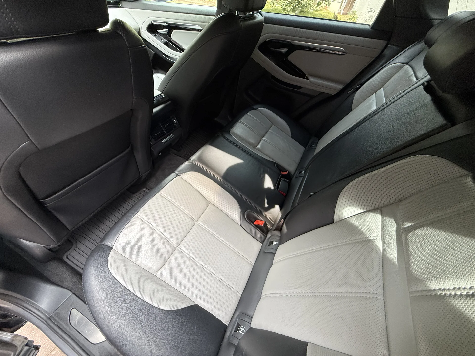 Range Rover Evoque - миниатюра 20