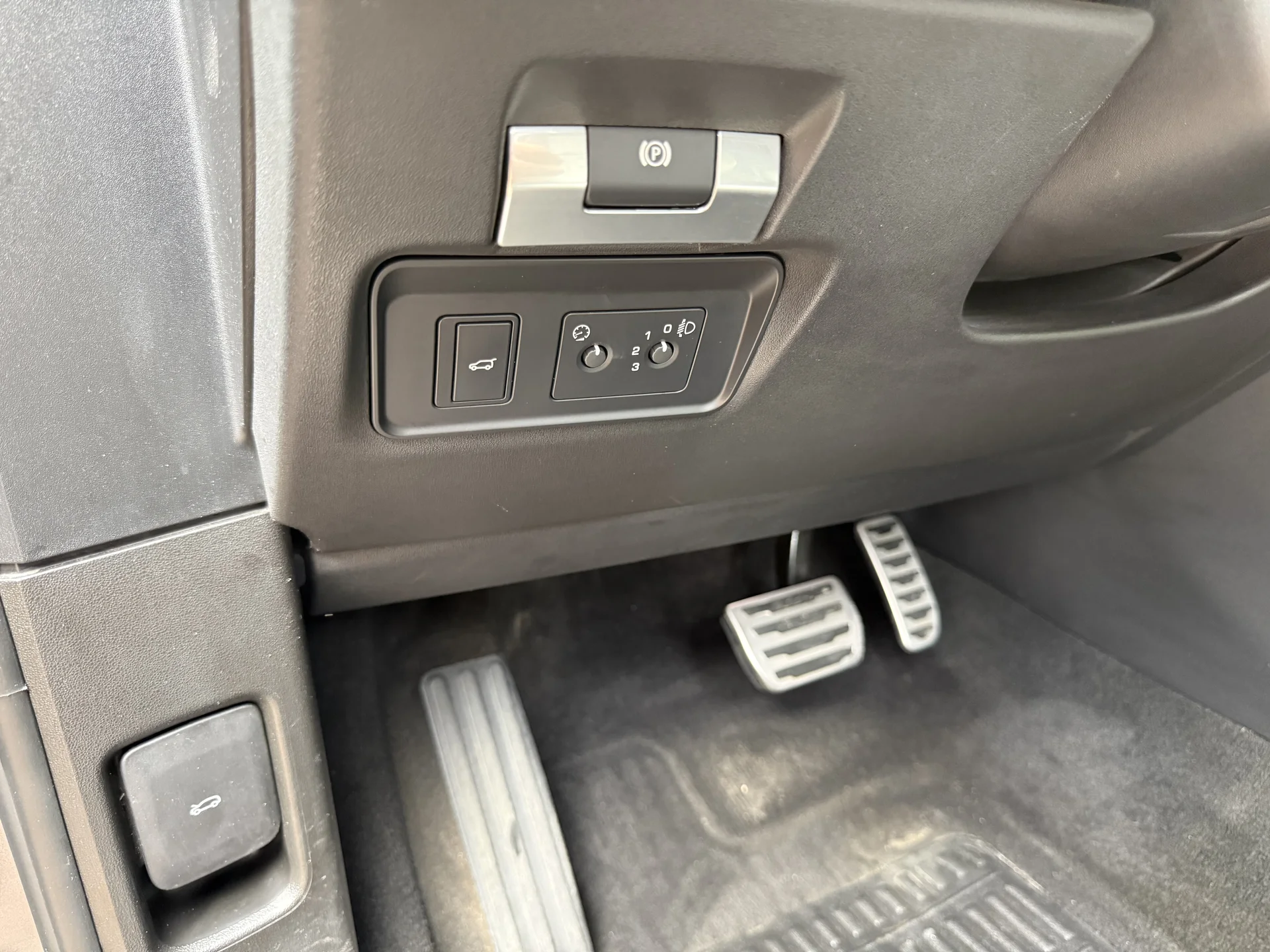 Range Rover Evoque - миниатюра 25