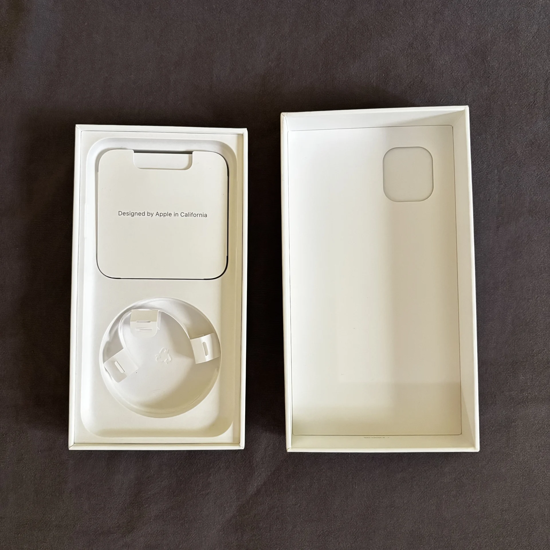 Коробка от IPhone 11 - миниатюра 2