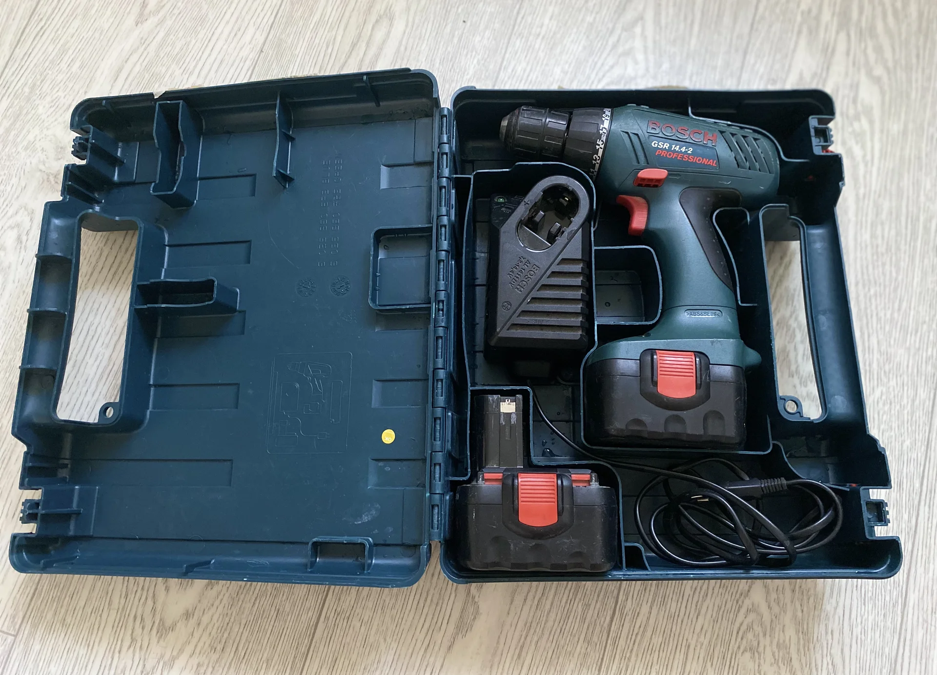 Шуруповерт Bosch GSR 14,4-2-LI - миниатюра 2