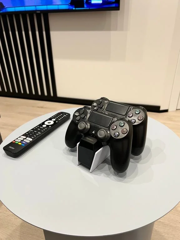 Апартаменты с джакузи / Кинопроектор /PlayStation - миниатюра 3