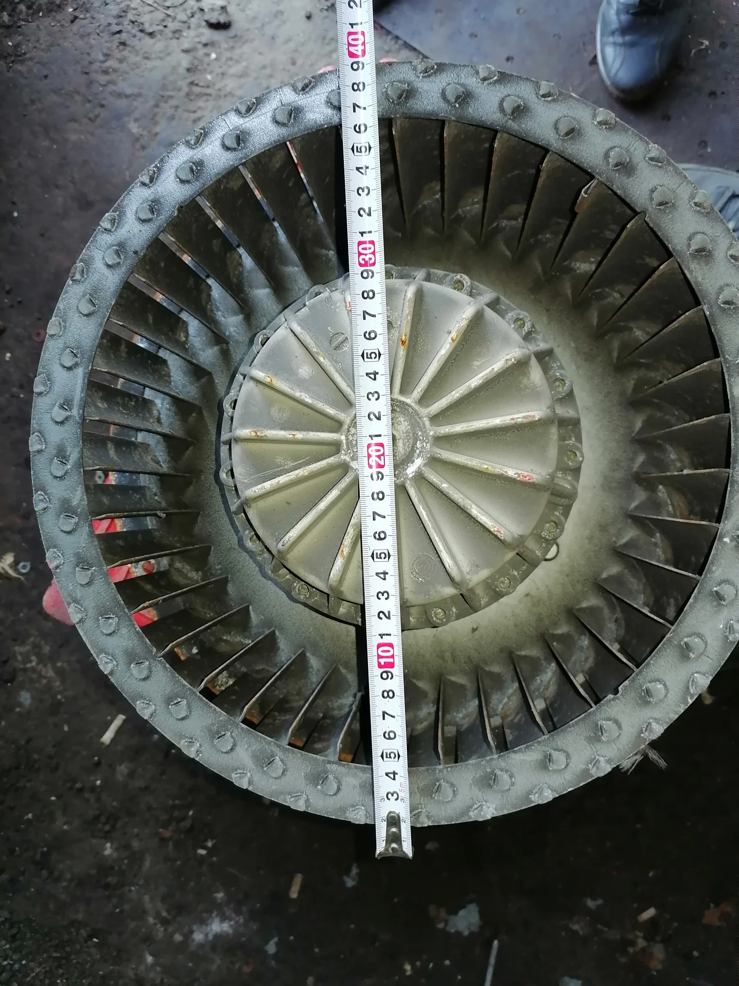 Продам б/у вентиляцию ZIEHI-ABEGG RE40P-4DK.7Q.1R - миниатюра 2