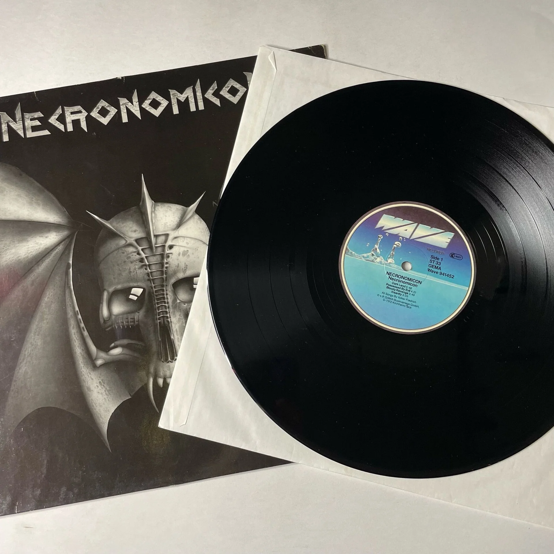 Винтажная виниловая пластинка LP Necronomicon (Germany 1986) - миниатюра 3
