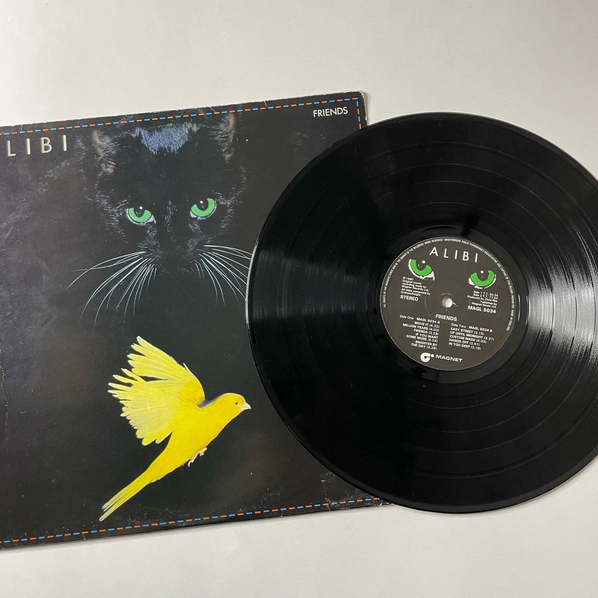 Винтажная виниловая пластинка LP Alibi Friends (UK 1980) - миниатюра 3
