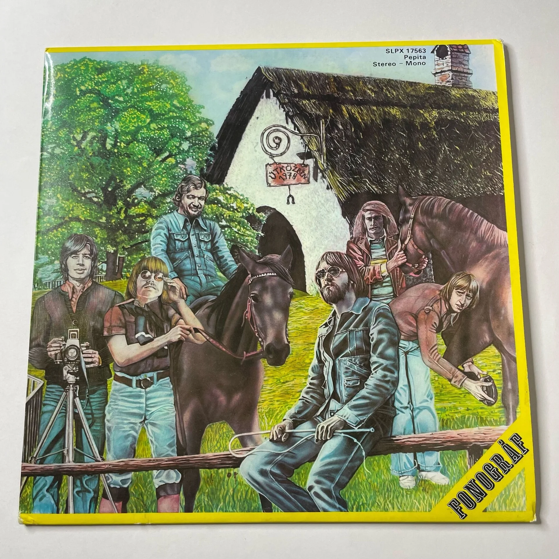 Винтажная виниловая пластинка LP Fonograf Utkozben (Венгрия 1978) - изображение 1