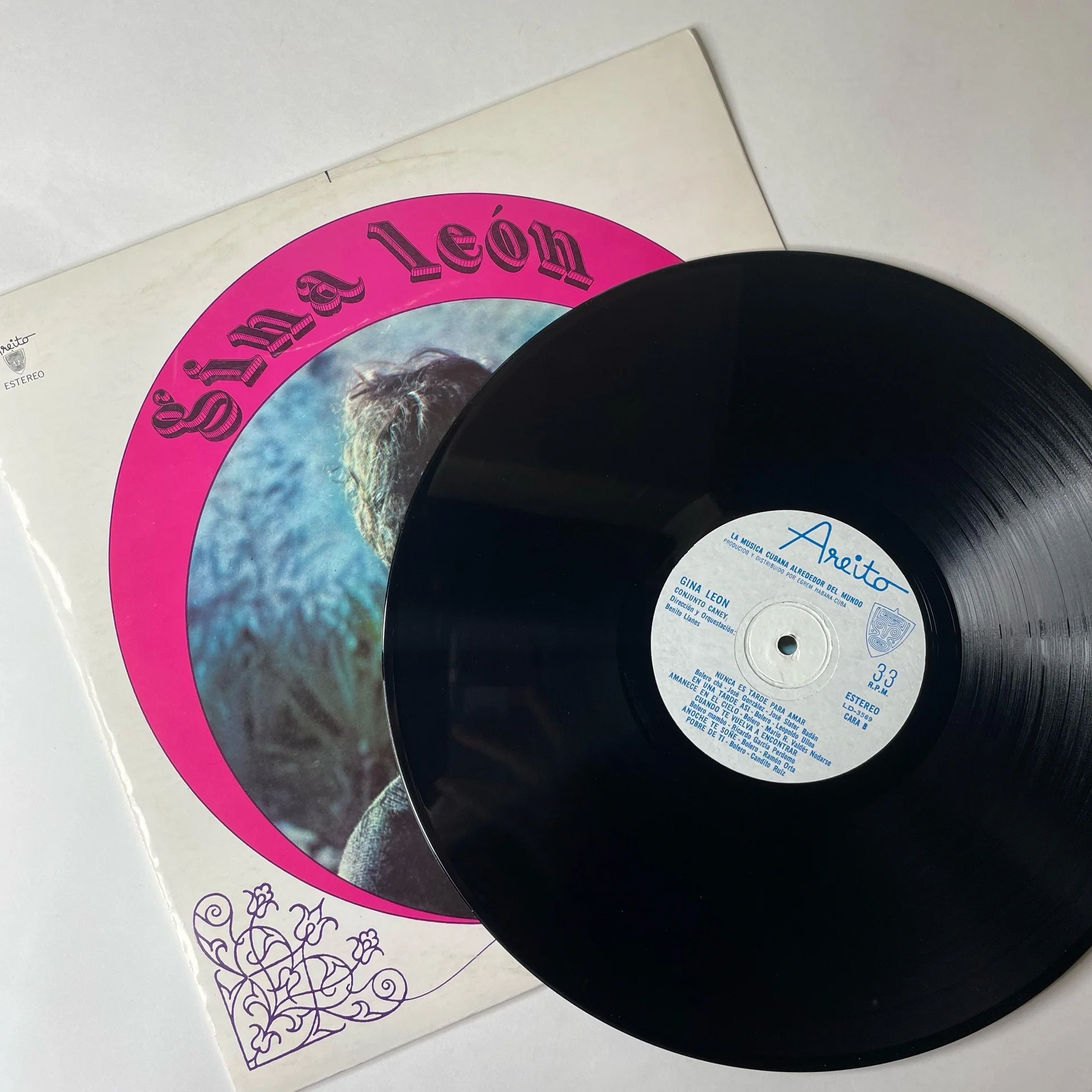 Винтажная виниловая пластинка LP Gina Leon (Куба 1977) - миниатюра 3