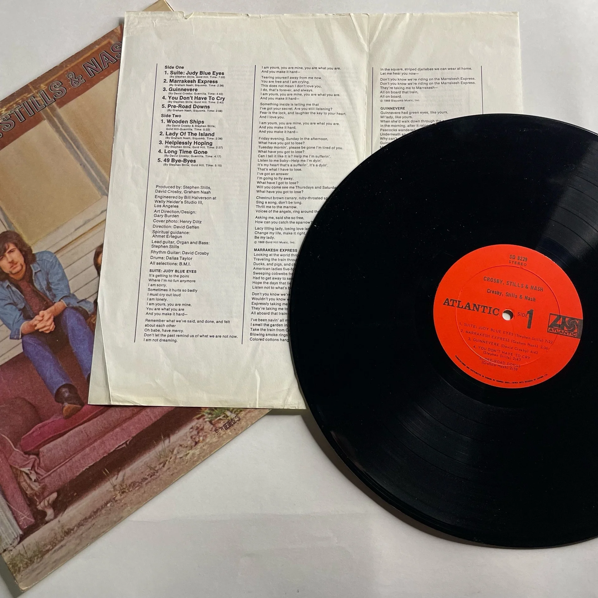 Винтажная виниловая пластинка LP Crosby, Stills and Nash (Канада 1971) - миниатюра 4