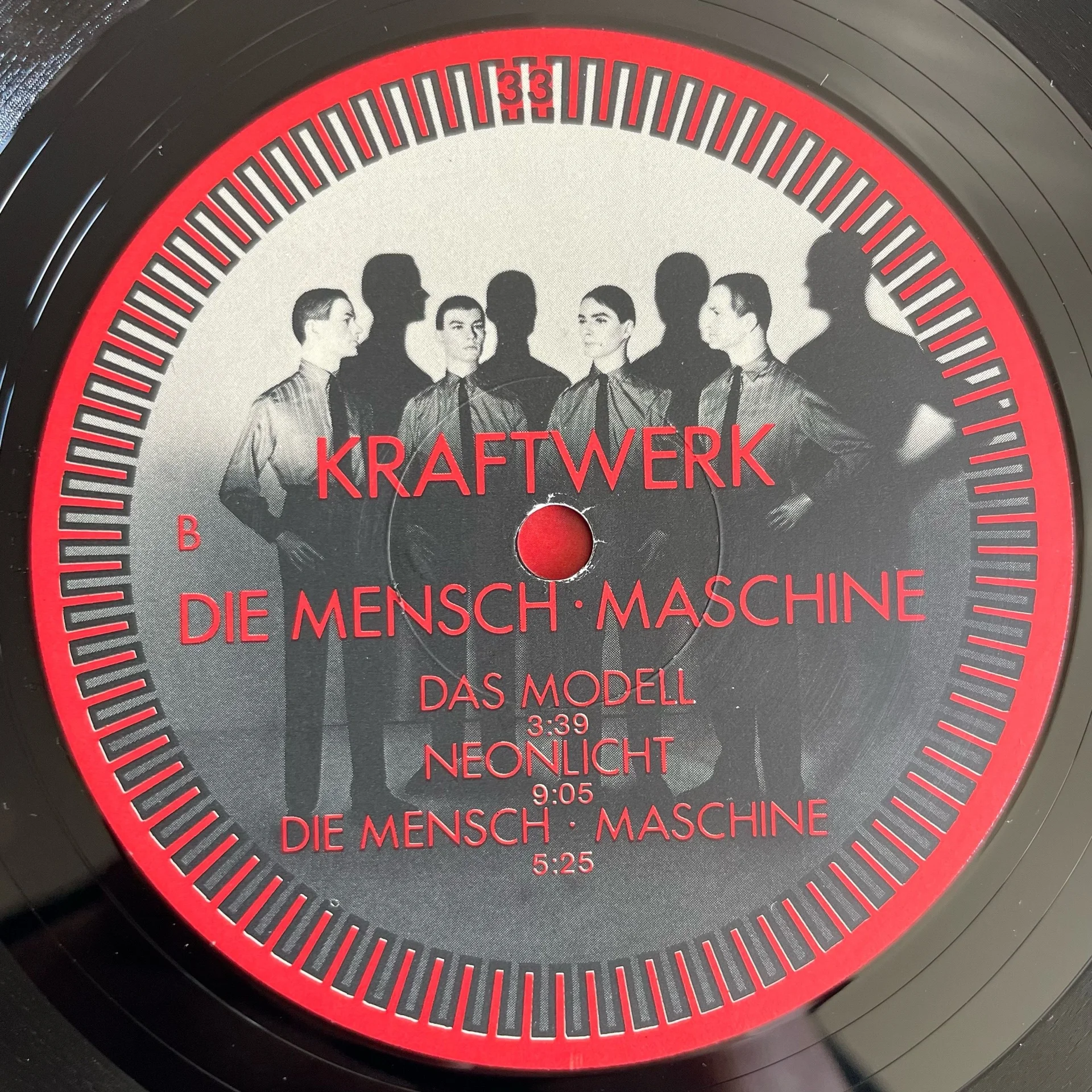 Винтажная виниловая пластинка LP Kraftwerk Die Mensch Maschine (Германия 1978) - миниатюра 5