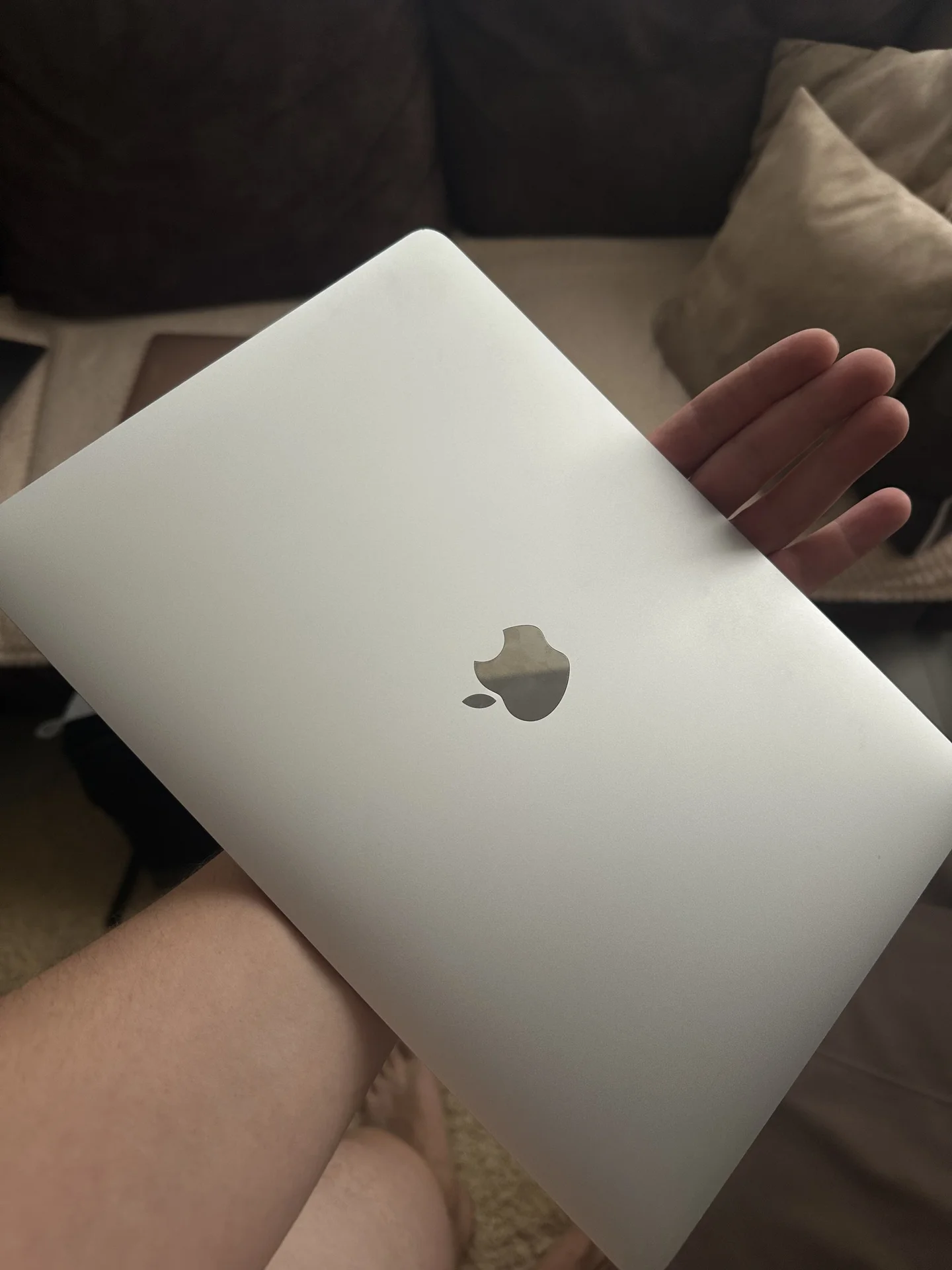 MacBook Air 13 M1 2020 8/256 Silver, с коробкой - миниатюра 2