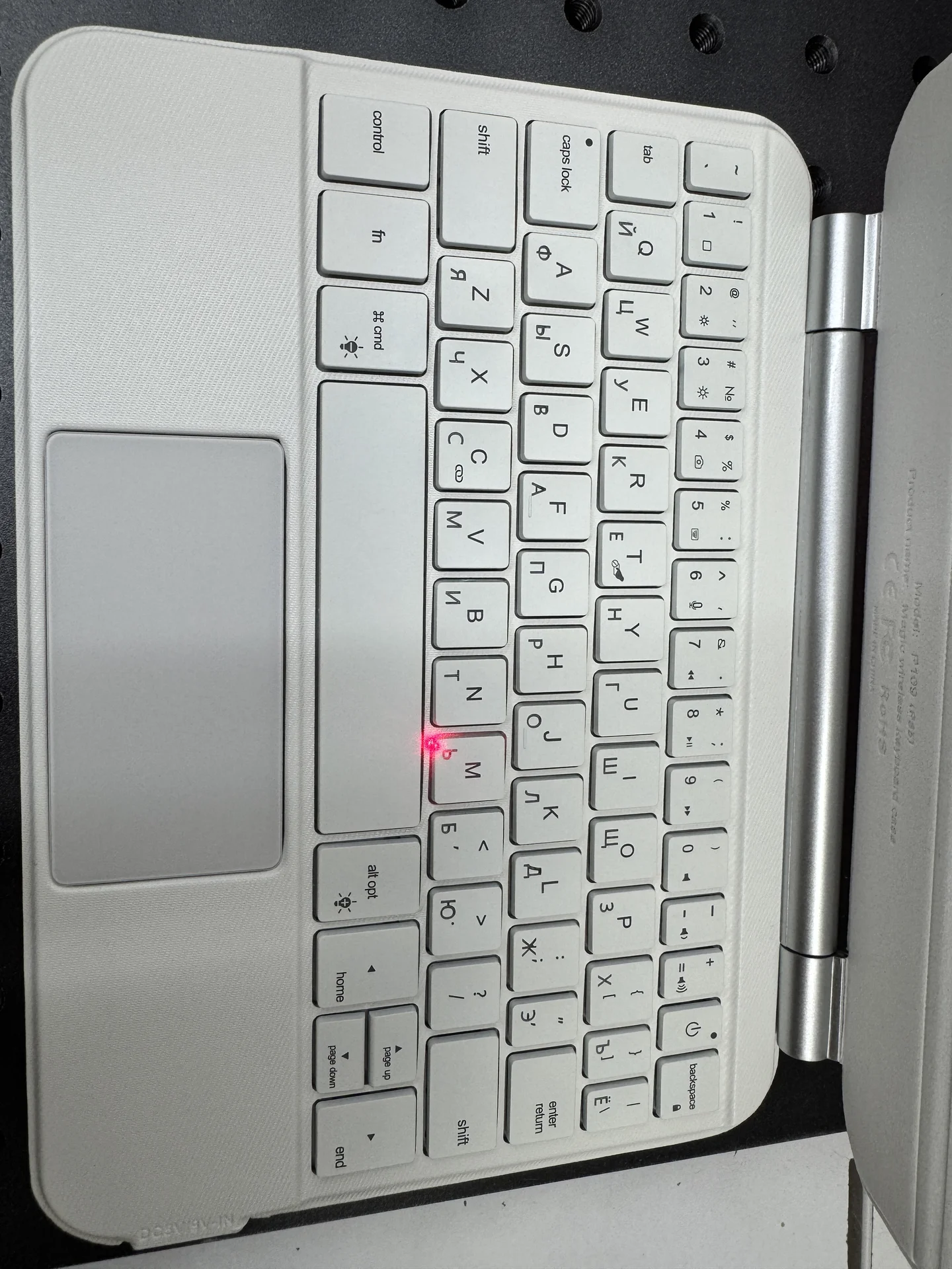 Лазерная гравировка клавиатуры MacBook - миниатюра 9