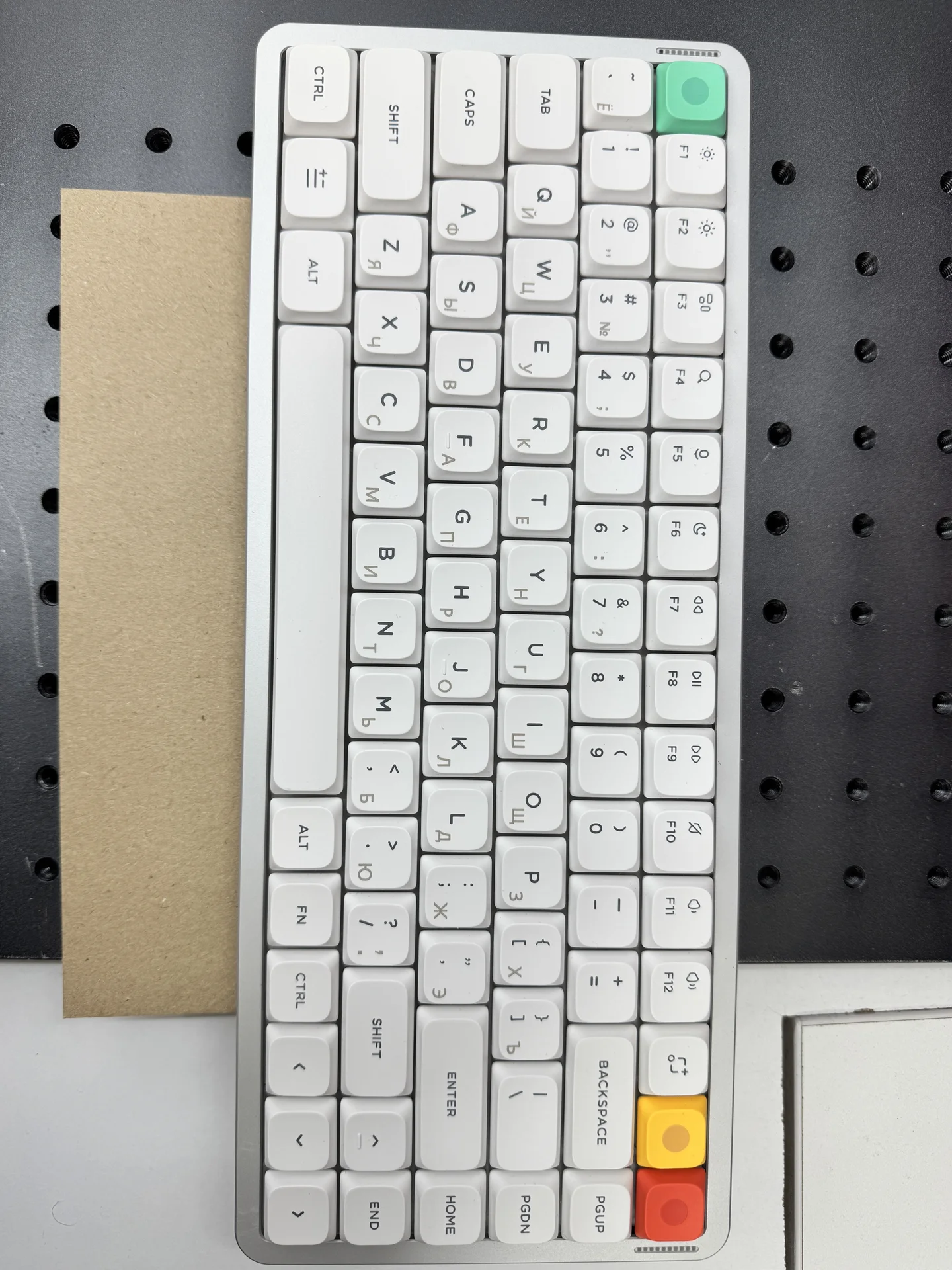 Лазерная гравировка клавиатуры MacBook - миниатюра 11