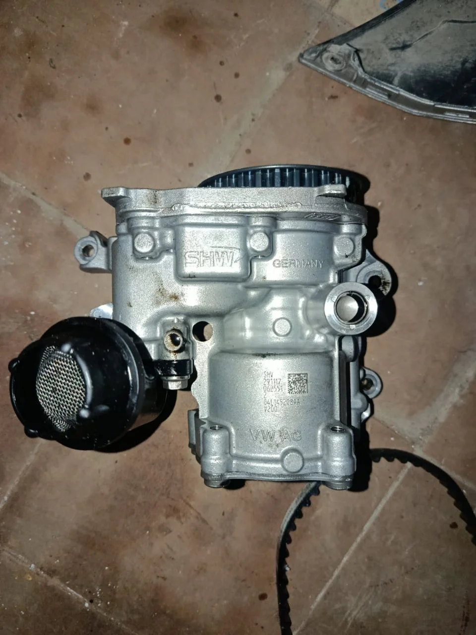 маслянный насос 2.0 tdi - миниатюра 8