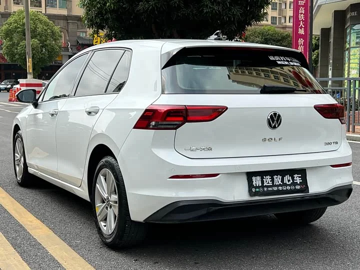 Volkswagen Golf 2023 - миниатюра 4