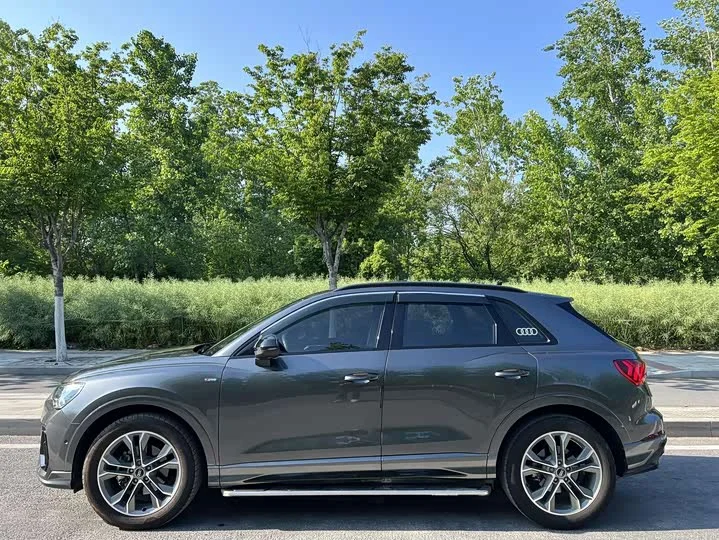 Audi Q3 2023 - миниатюра 3