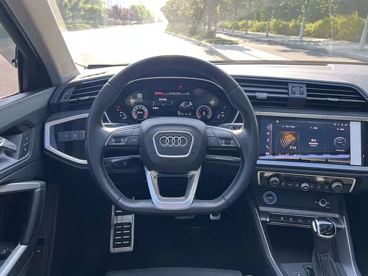 Audi Q3 2023 - миниатюра 7