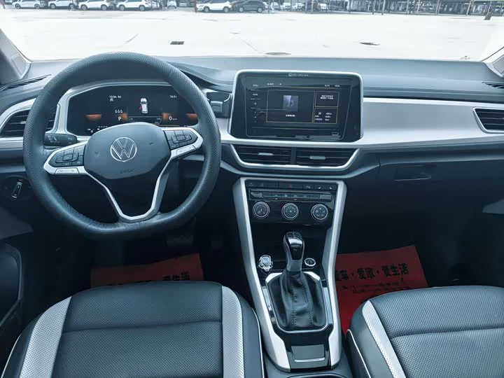 Volkswagen T-Roc 2023 - миниатюра 7