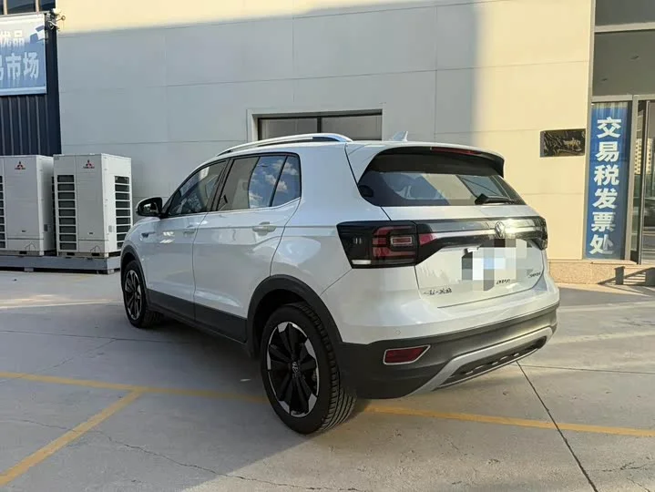 Volkswagen T-Cross 2023 - миниатюра 4