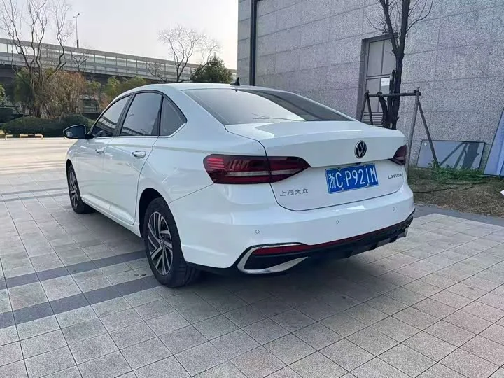 Volkswagen Lavida 2023 - миниатюра 6
