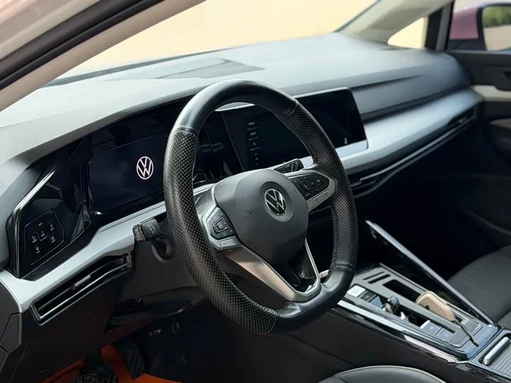 Volkswagen Golf 2023 - миниатюра 7