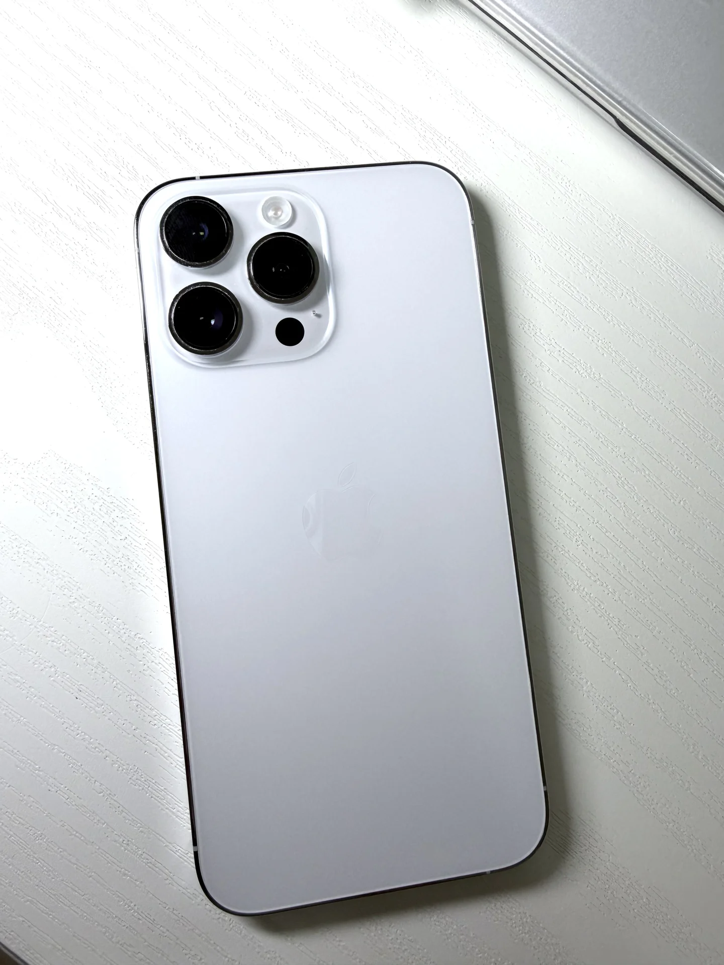 iPhone 14 Pro Max, 1 ТБ, SIM + eSIM - изображение 1