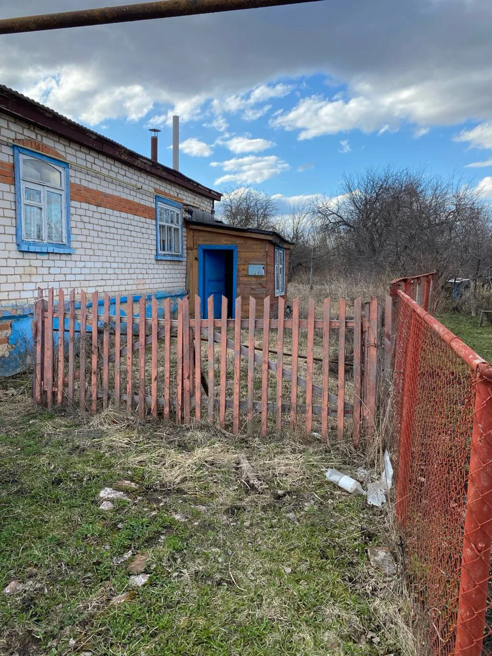 Крепкий жилой дом с большим участком и плодоносящим садом - миниатюра 34