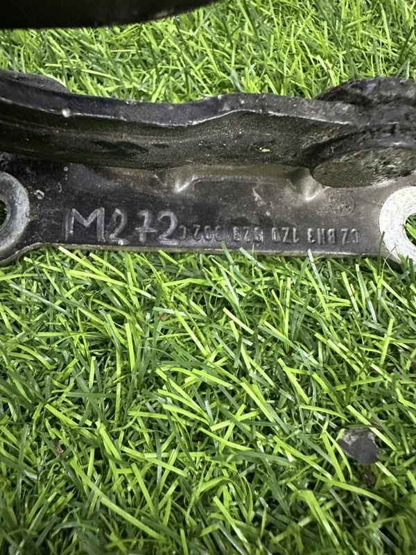 Петля капота правая Skoda Octavia A5 CDAB 2011 - миниатюра 6