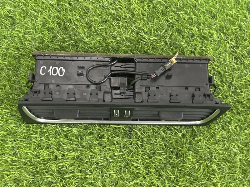 Дефлектор воздушный Audi S5 8T CGW 2013 - миниатюра 5
