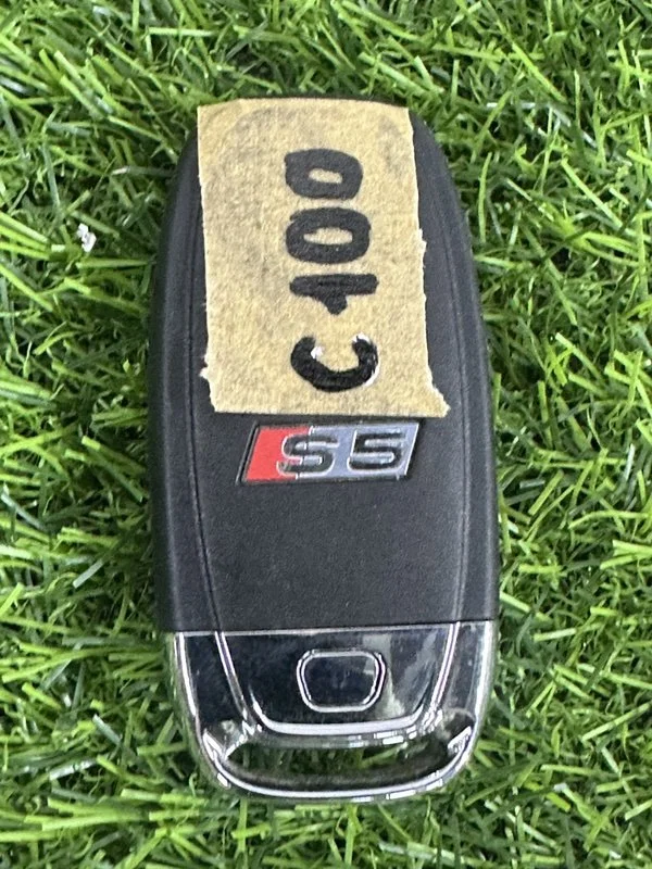 Ключ зажигания Audi S5 8T CGW 2013 - миниатюра 4