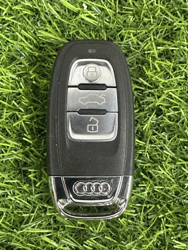 Ключ зажигания Audi S5 8T CGW 2013 - миниатюра 5
