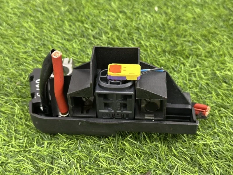 Предохранитель Audi S5 8T CGW 2013 - миниатюра 5