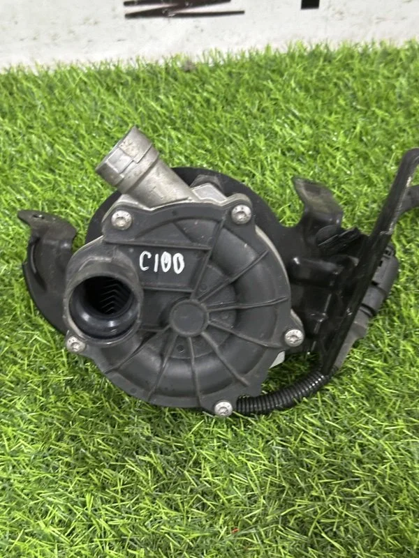 Насос продувки катализатора Audi S5 8T CGW 2013 - миниатюра 2