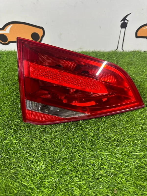 Стоп-сигнал левый Audi A4 8K CDHB 1.8 2008 - миниатюра 2