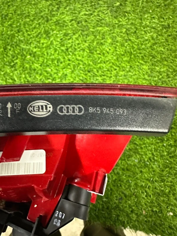Стоп-сигнал левый Audi A4 8K CDHB 1.8 2008 - миниатюра 9