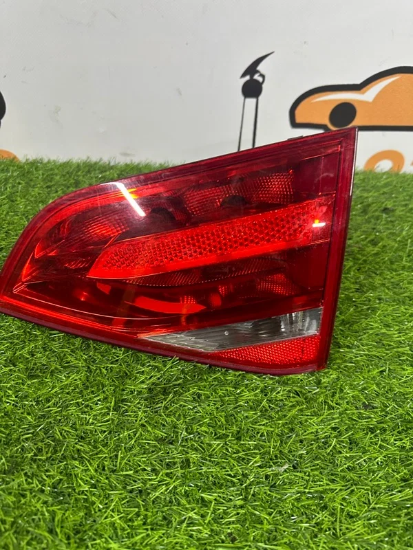 Стоп-сигнал правый Audi A4 8K CDHB 1.8 2008 - миниатюра 2
