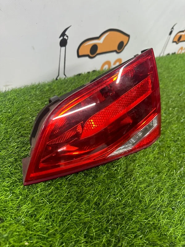 Стоп-сигнал правый Audi A4 8K CDHB 1.8 2008 - миниатюра 3