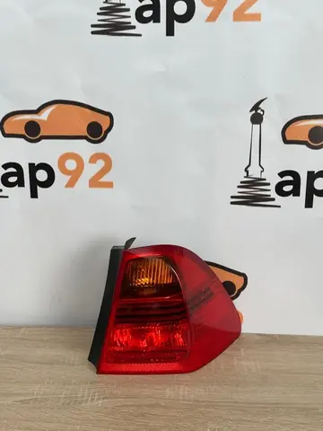Стоп-сигнал правый BMW 3-series E91 N46B20B 2007