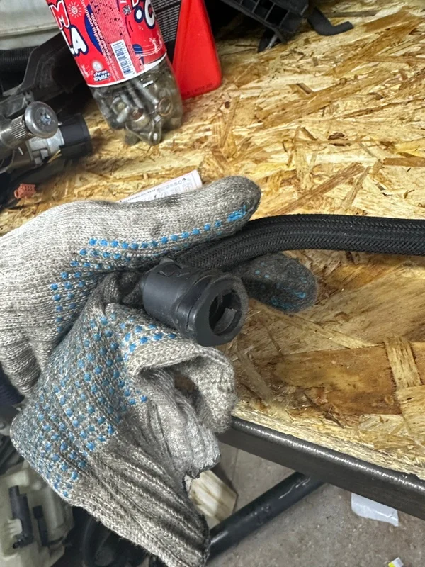 Трубка картерных газов Citroen C3 A51 EP6C 2013 - миниатюра 3