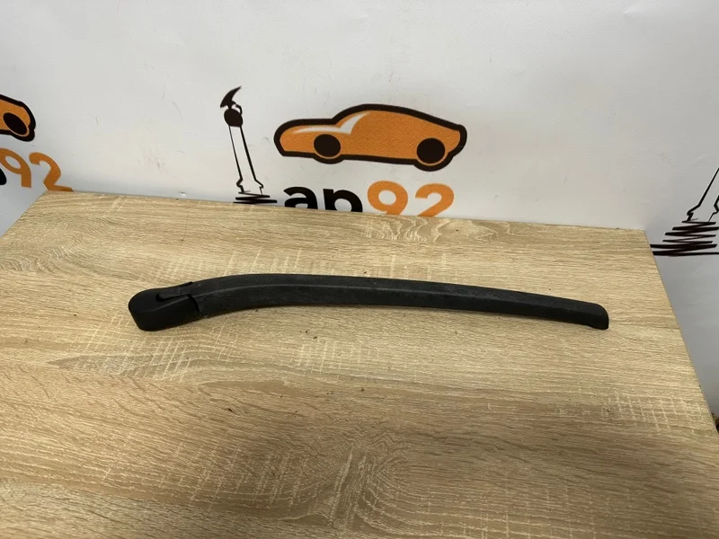 Поводок щетки заднего стеклоочестителя BMW - изображение 1