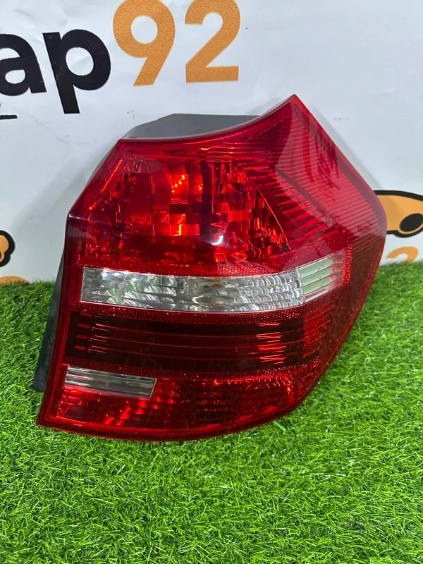 Стоп-сигнал правый BMW 1-series E87 N45B16A 2008 - миниатюра 3