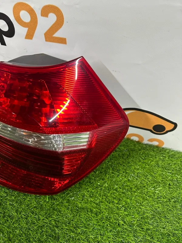 Стоп-сигнал правый BMW 1-series E87 N45B16A 2008 - миниатюра 4